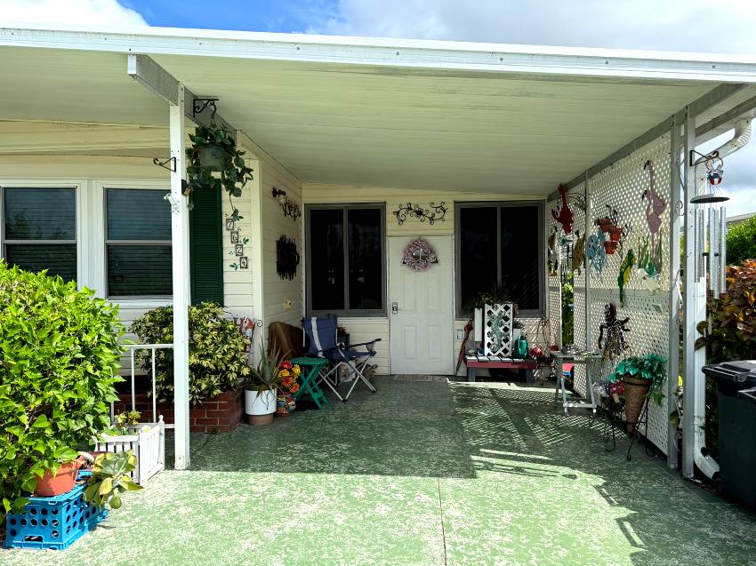 Ellenton, FL Mobile Home for Sale located at 7624 Kings Drive Colony Cove
